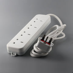 شريط طاقة بريطاني مزود بمنافذ USB C وA