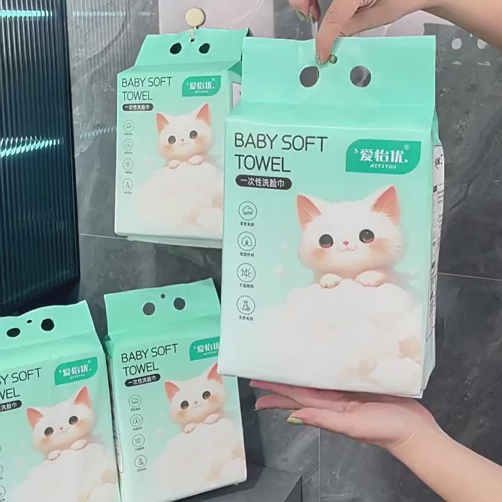 Extra Large Disposable Facial Towels 150 Count